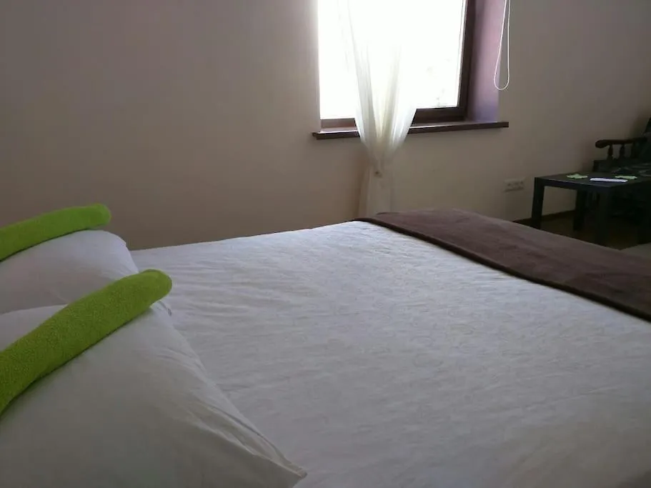 Rooms In The Center Of Lviv 0*,